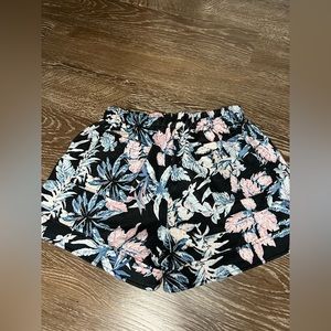 Amazon, Size Small, Beach Floral